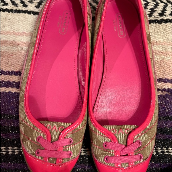Coach Danni Women's Pink and Tan Flats size 7. - Picture 1 of 8